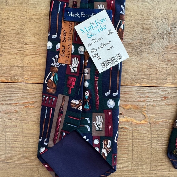 Mark, Fore, & Strike, NWT Golf Tie - Picture 4 of 5